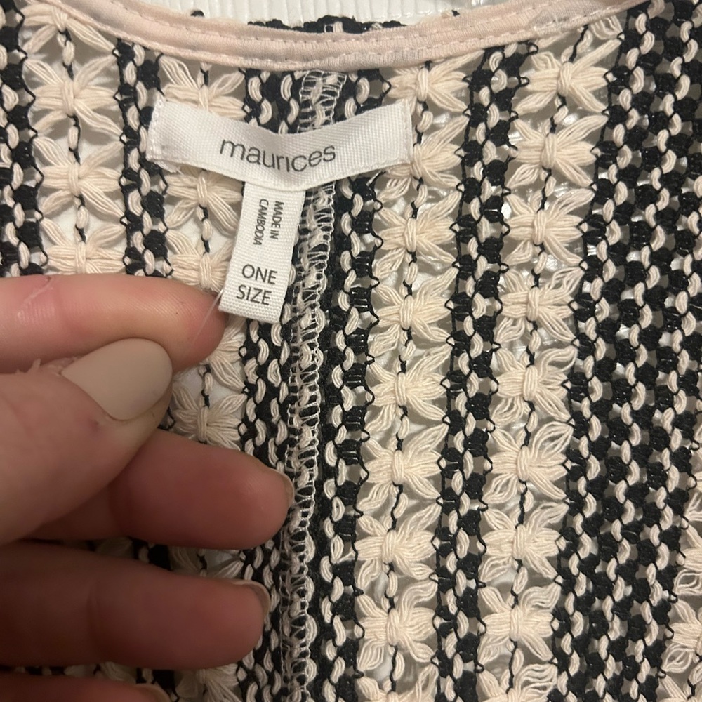 Maurice's black and white kimono